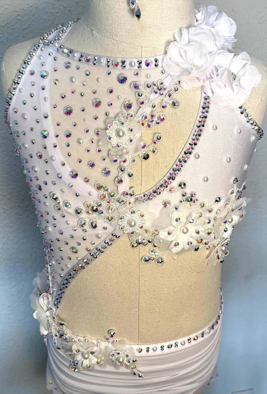 Child Medium/Large White Lyrical Dance Costume